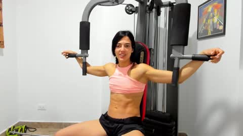 Snapshot of miller_fit_ chatting on February 20, 11:54 pm Lissa online show from February 20, 11:54 pm