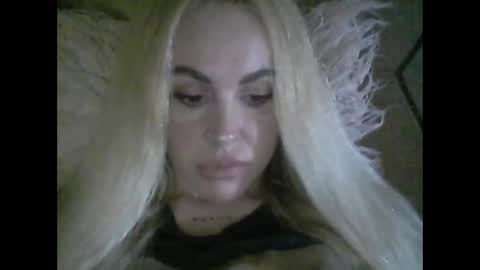 millisa13 online show from April 10, 9:43 pm