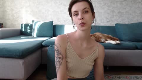 Milly online show from March 11, 9:02 am