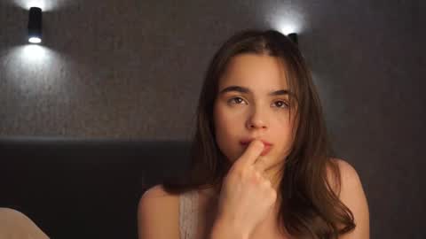 Linda online show from February 19, 1:21 pm