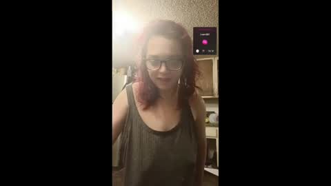 mimi142 online show from April 23, 11:17 am