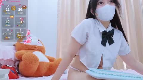 Snapshot of mina_68 chatting on October 16, 9:34 am mina_68 online show from October 16, 9:34 am