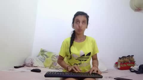 mina smith online show from December 14, 8:03 pm