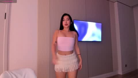 minnie_jin online show from January 17, 2:57 pm