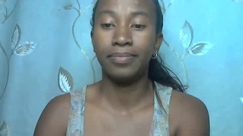 minouch211907 online show from April 11, 12:20 pm