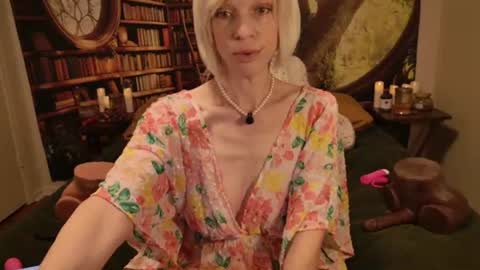 Tessa Rae online show from June 23, 3:26 am