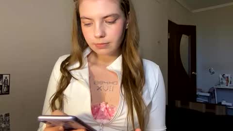Mira  online show from May 3, 1:47 pm