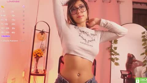 MIRANDA HERNANDEZ online show from March 10, 4:49 am