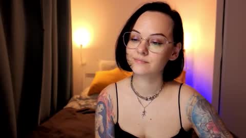 MiraSkyy online show from October 22, 6:24 pm