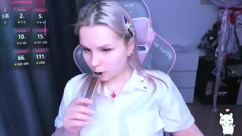 Kira online show from February 8, 8:34 pm