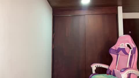 mirilinda online show from October 28, 3:56 am