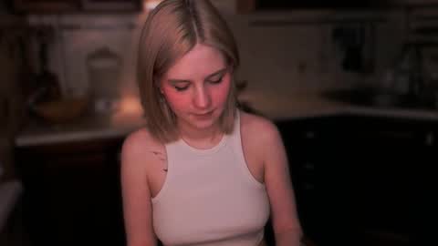 Mira online show from November 28, 7:28 pm