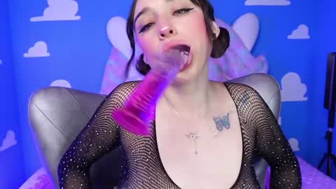 Snapshot of miss___sara chatting on January 21, 6:02 pm Sara online show from January 21, 6:02 pm