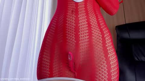 Snapshot of miss_boobtastic chatting on October 22, 10:09 am Ivy online show from October 22, 10:09 am