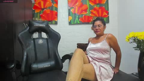 Clare PocaHose online show from April 11, 1:44 am