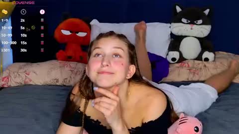Emily online show from July 9, 7:49 pm