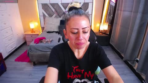 hanna online show from January 3, 12:08 pm