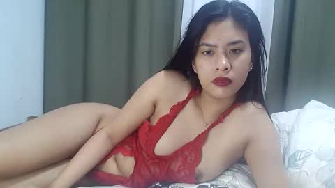 miss_merryjude01 online show from November 24, 11:40 pm