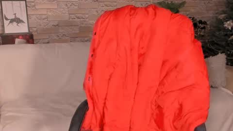 Leya online show from December 4, 7:28 am