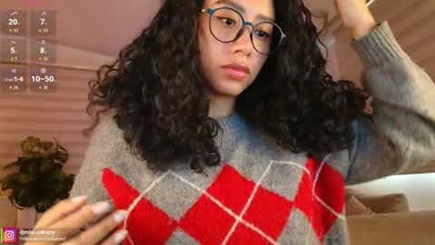 Amy Olivera online show from June 1, 12:51 pm