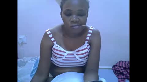 miss_velour online show from March 25, 12:08 pm