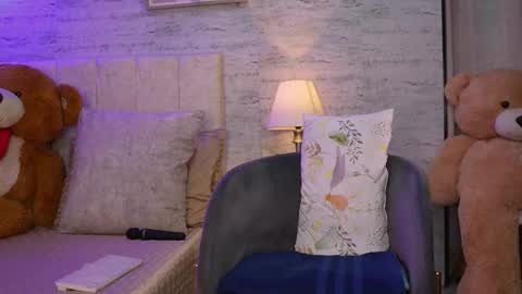 D A N A online show from November 3, 10:14 pm