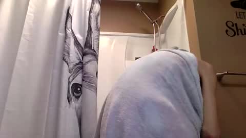 MissEeva online show from November 7, 6:46 pm