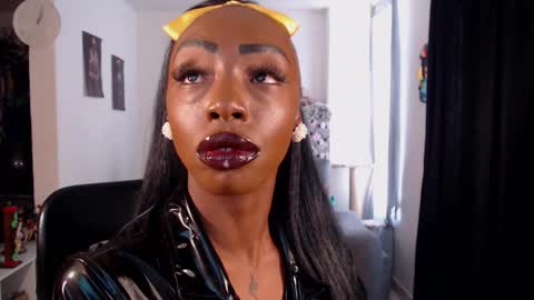 Emilie Diaz online show from March 31, 3:56 pm