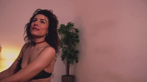 Lullu online show from September 19, 4:44 am