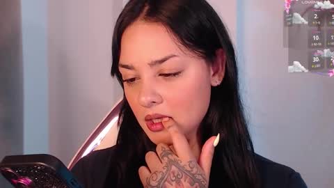 missmariana_ online show from November 10, 12:50 am