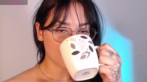 missmariana_ online show from December 19, 11:52 pm