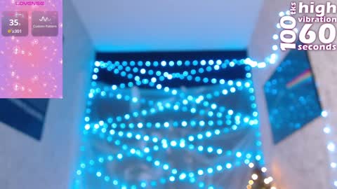 Maya online show from December 7, 6:59 pm