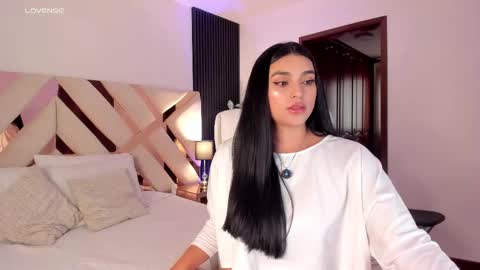 Snapshot of missthailand_ chatting on October 2, 12:21 pm Fernanda Davila online show from October 2, 12:21 pm
