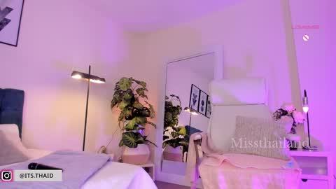 Snapshot of missthailand_ chatting on January 15, 11:19 pm Fernanda Davila online show from January 15, 11:19 pm