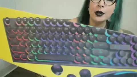 Missy Dee online show from February 12, 4:12 am