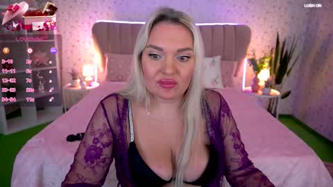 missyymarty online show from March 20, 5:18 pm