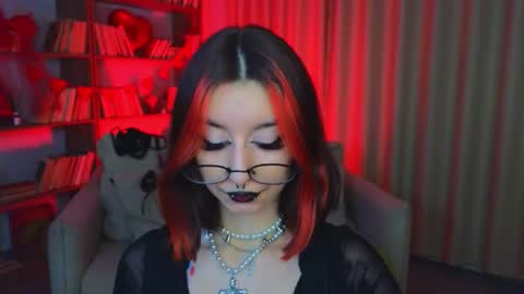 Marcelline online show from February 19, 10:15 am