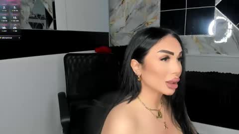 Snapshot of mistress_meryem chatting on February 18, 10:14 pm mistress_meryem online show from February 18, 10:14 pm