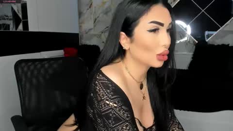 Snapshot of mistress_meryem chatting on February 27, 1:16 am mistress_meryem online show from February 27, 1:16 am