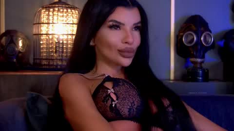 Elenia online show from September 15, 11:29 am