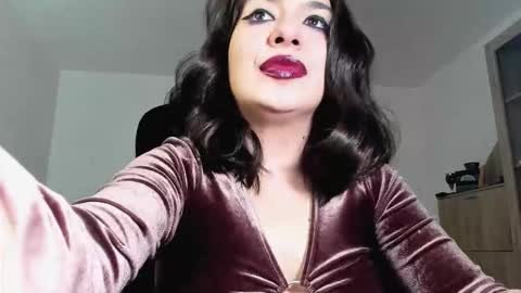 YourGoddessM online show from March 1, 12:05 pm