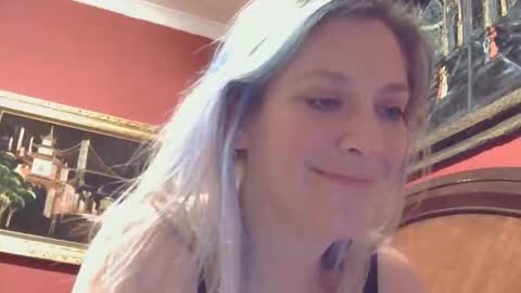 Misty Mountains online show from March 8, 3:43 am