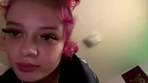 MistyMwah online show from March 23, 4:02 pm