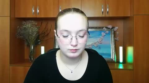 Aria online show from March 16, 12:53 pm