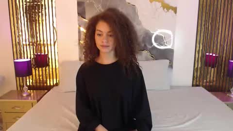 Mtica Brennet online show from December 17, 5:11 am