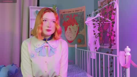 Snapshot of mizukinoyoru chatting on February 11, 8:20 pm Mizuki online show from February 11, 8:20 pm