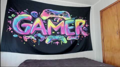 MizzKittay online show from January 21, 6:00 am