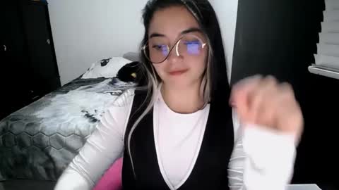 Sam online show from February 3, 1:48 am