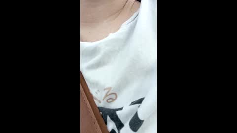 Hey Guys  Im Mollie online show from April 13, 12:17 pm