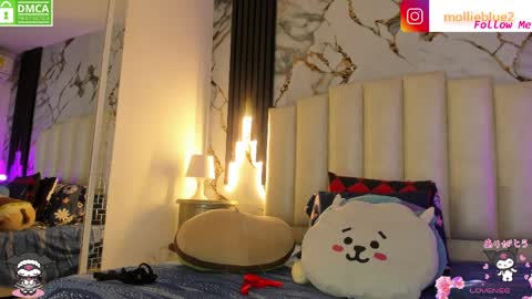 Hey Guys  Im Mollie online show from March 31, 1:22 pm